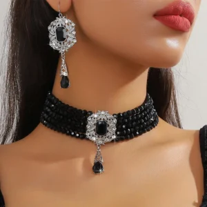 Green Red Blue Black Crystal Necklace - Image 1