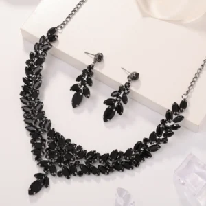 Graceful Black Leaves Jewelry Set - Image 2